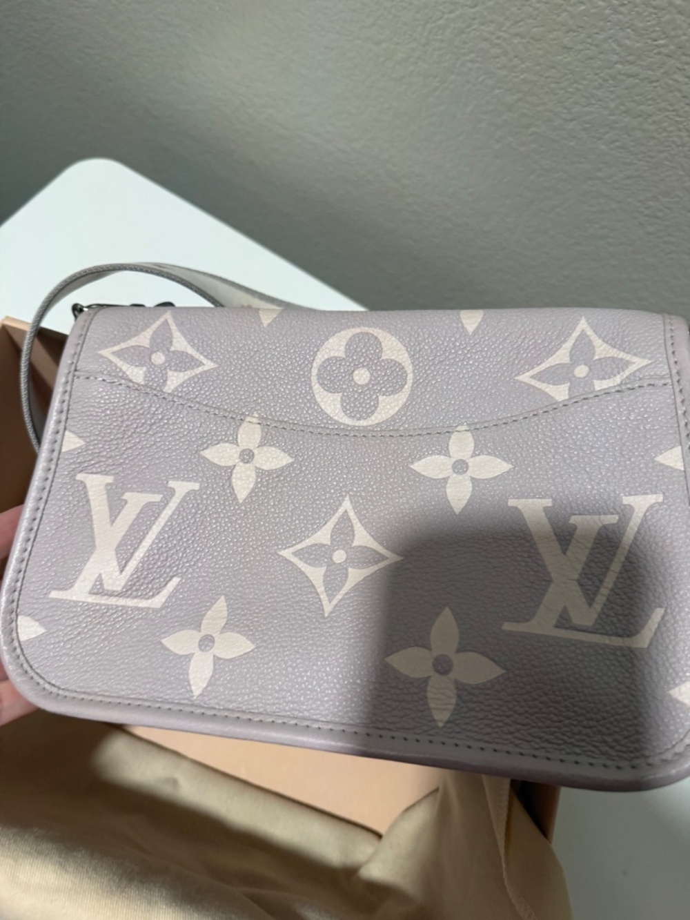 Louis Vuitton Diane Monogram Empreinte Leather – Tourterelle Beige/Cream - Picture 4 of 8